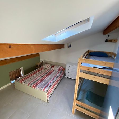 Appartement Climatise Au Pied Du Mont Ventoux Malemort-du-Comtat Eksteriør bilde