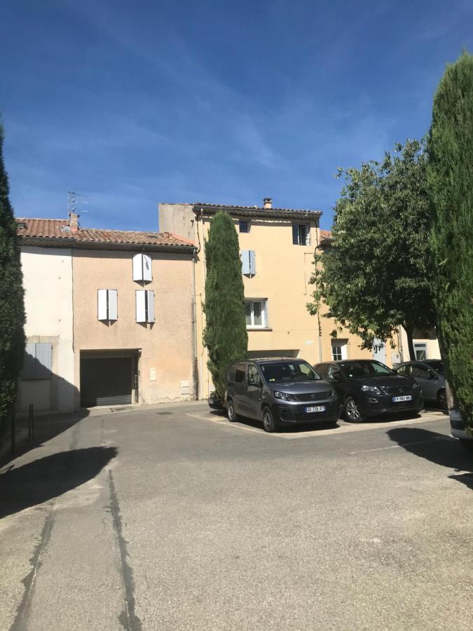 Appartement Climatise Au Pied Du Mont Ventoux Malemort-du-Comtat Eksteriør bilde