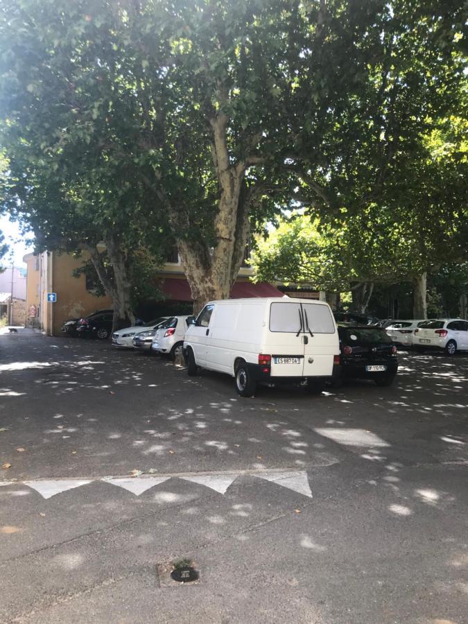 Appartement Climatise Au Pied Du Mont Ventoux Malemort-du-Comtat Eksteriør bilde
